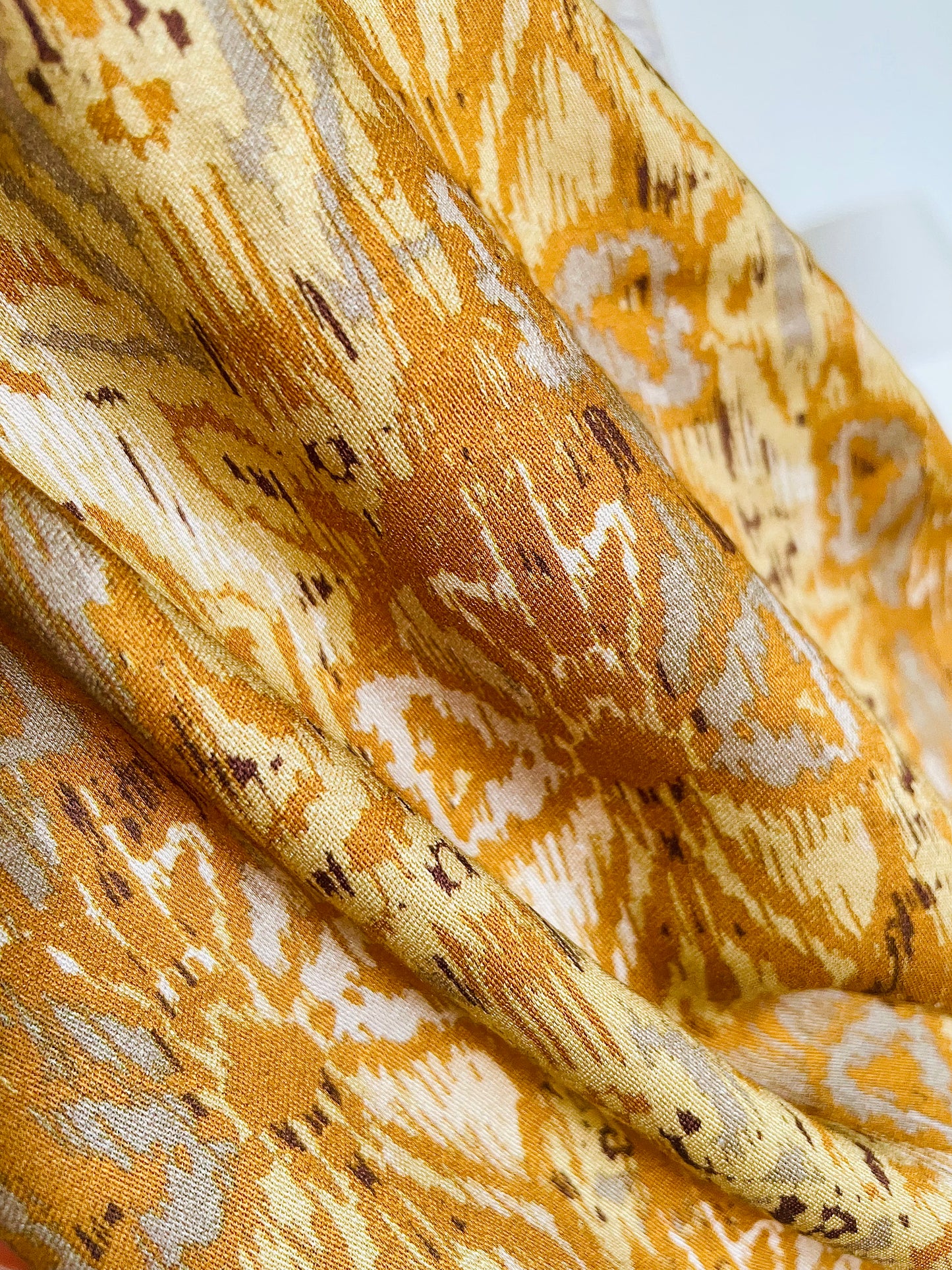 🌿 Tissu en Viscose ECOVERO™ – Biodégradable & Durable